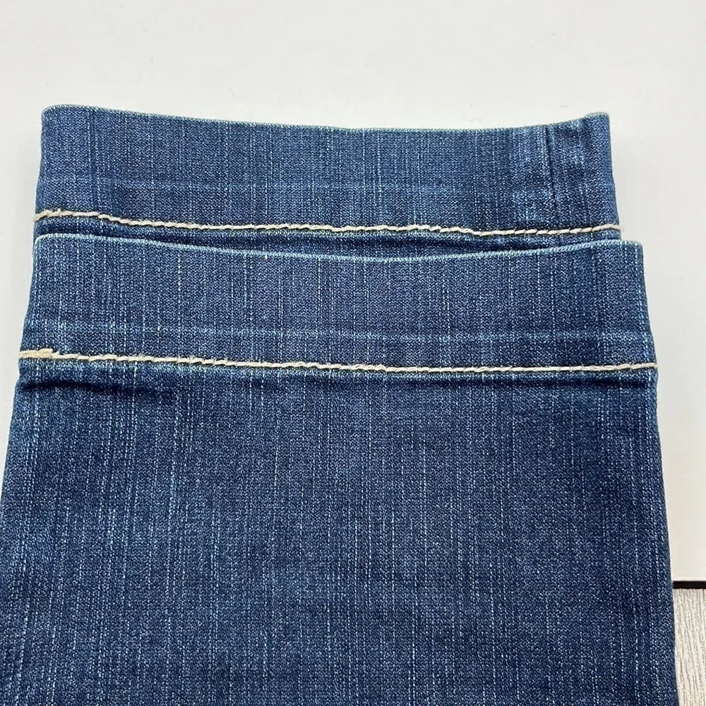 BKE Denim Culture Capri Mid Rise Size 26
